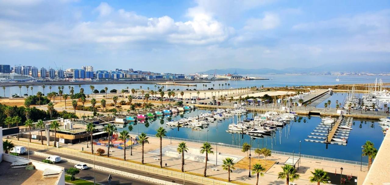 Hotel Ohtels Campo De Gibraltar La Línea de la Concepción Exteriér fotografie