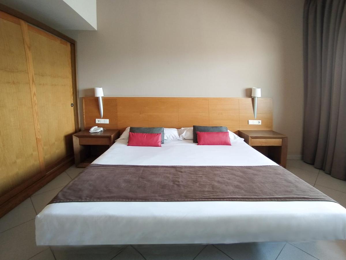Hotel Ohtels Campo De Gibraltar La Línea de la Concepción Exteriér fotografie
