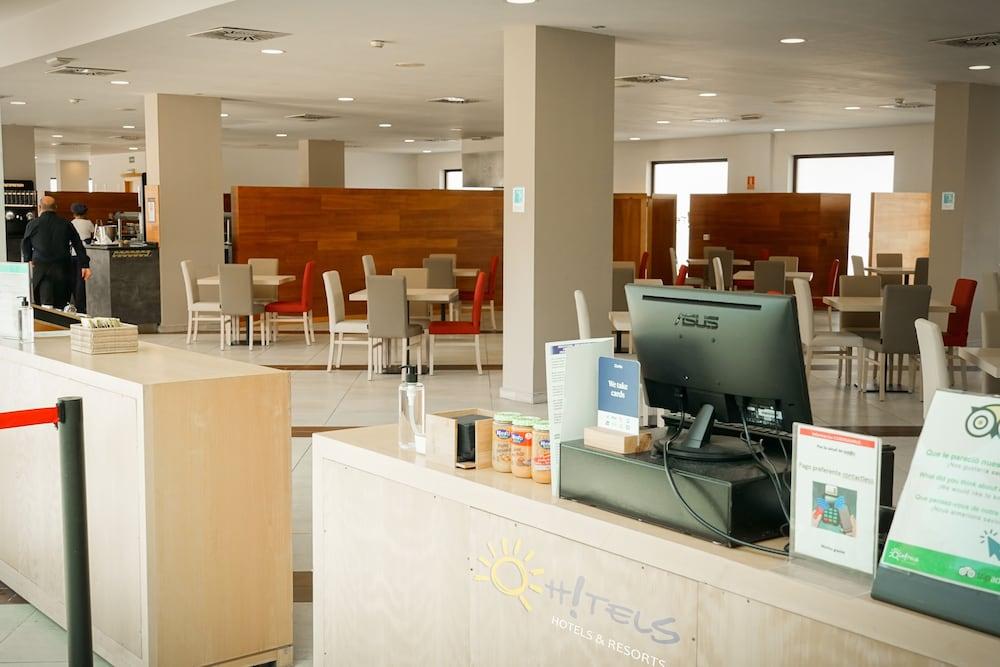 Hotel Ohtels Campo De Gibraltar La Línea de la Concepción Exteriér fotografie