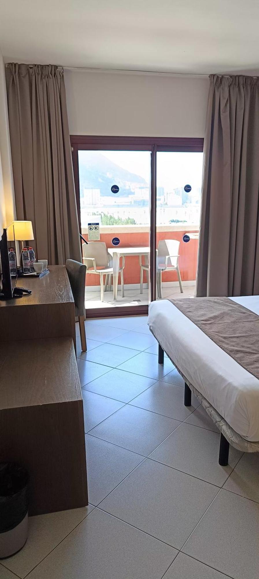Hotel Ohtels Campo De Gibraltar La Línea de la Concepción Exteriér fotografie