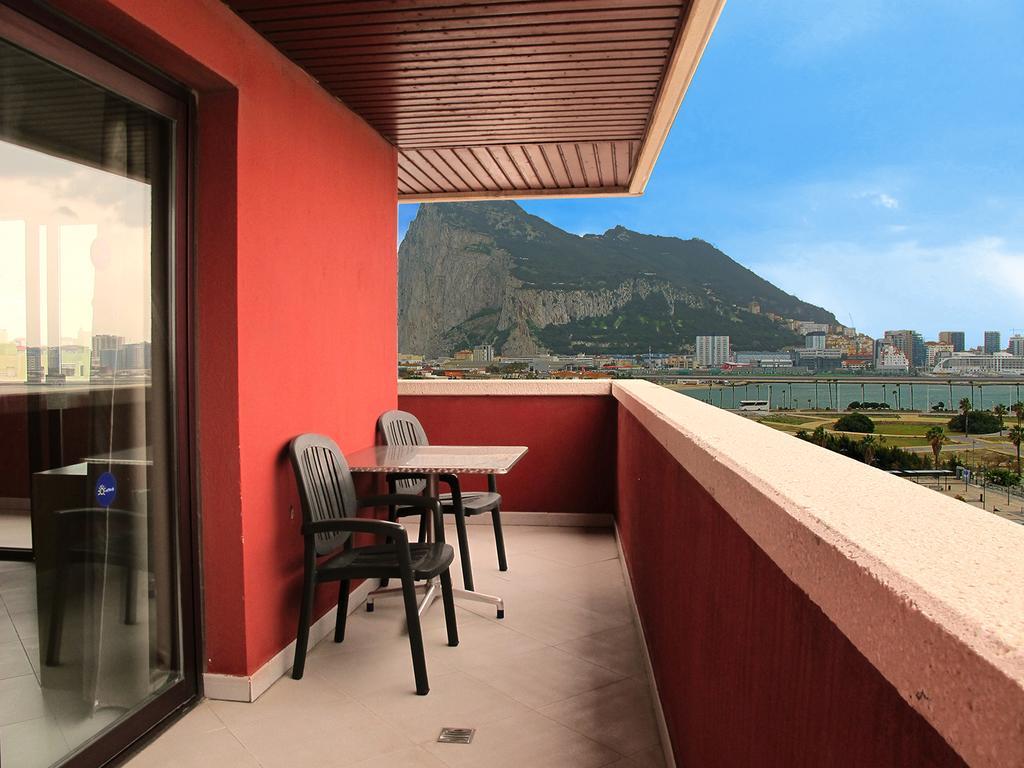 Hotel Ohtels Campo De Gibraltar La Línea de la Concepción Exteriér fotografie